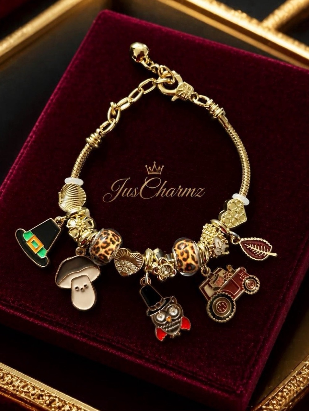 Gold-tone Autumn Charm Bracelet with Leopard Beads